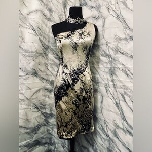 Elegant One-Shoulder Black and White Dress